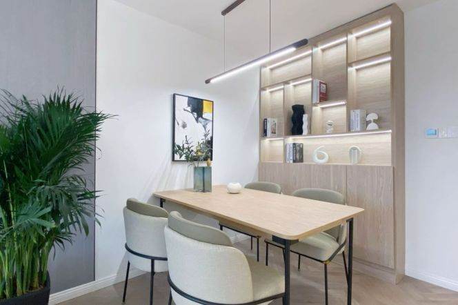 Fahuazhen rd cozy 1br with floor heating   /  Spacious / Bright / Modern/ Quiet / Stairs