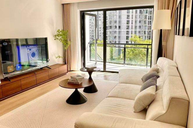 Xujiahui/3br2bt/central AC/floor heat/oven/balcony/dishwasher/outdoor balcony/tennis court