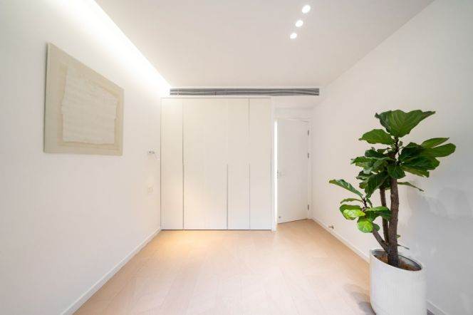 Modern 3brs with balcony and floor heating in very famous Green City area 
