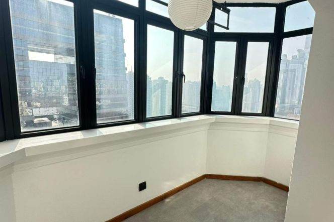  Spacious 2br high-rise nr Hengshan rd Line 1/7/9