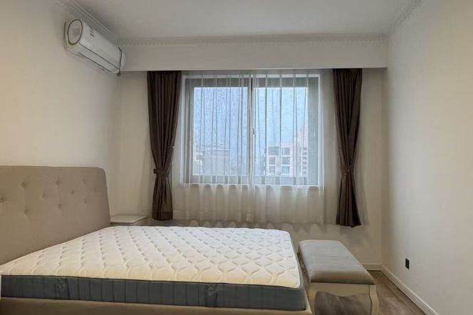 Prince Garden — Modern 3+1 BR with Full Floor Heating — 18,500 RMB