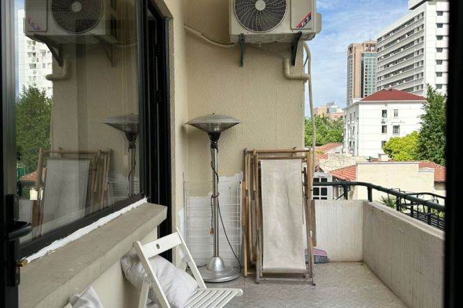 1 Big Br with Terrace/Floor heating/Dish washer, 80 sqm @ South Shaaxi L1,12&10