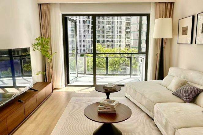Xujiahui/3br2bt/central AC/floor heat/oven/balcony/dishwasher/outdoor balcony/tennis court