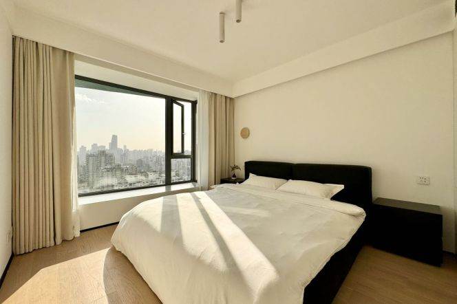 2 Brs, 2 Baths, Open Balcony/Floor heating/Oven, 140 sqm @ Wuning metro L13
