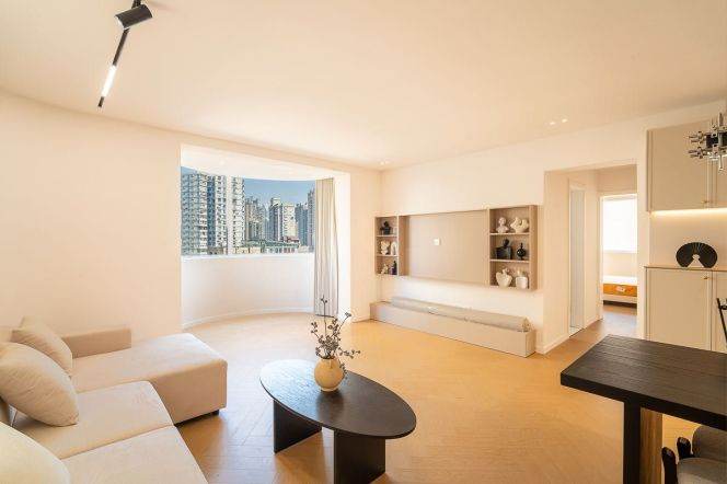 West nanjing rd 3br2bath160sqm