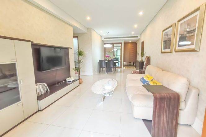 Superior Terrace 2br/2bt Flat close to Jiashan Road