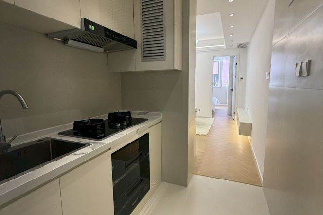 jiangsu rd station one bedroom