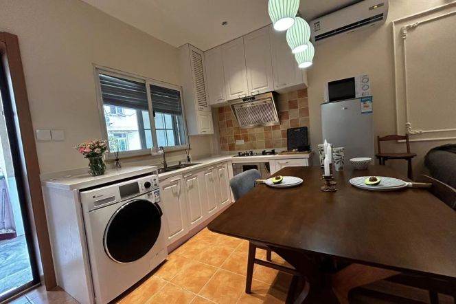 Cozy&Spacious 1Br/2Lr/1Bt Close to L10/11 Jiaotong University Station 