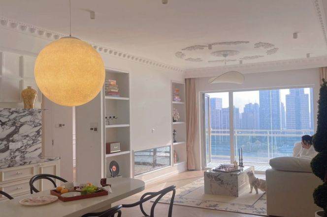 brand new modern 4brs floor heating great river view beside Huang pu river IFC 36.5K