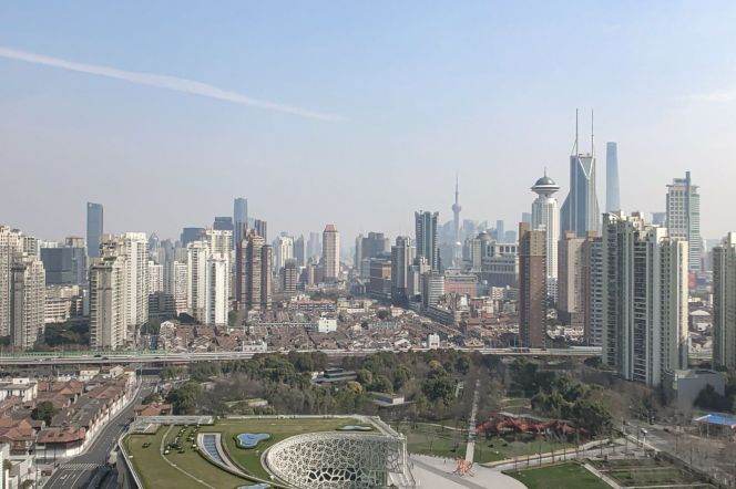 West nanjing rd 2br170sqm good view