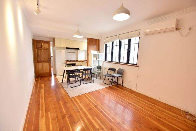 Valuable Hengshan/Gao'an Rd 2BR with Wallheating/Oven 13.5K 