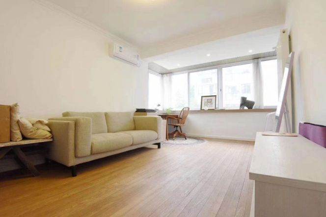Line 1, Hengshan Road Metro Station. 2-bedroom unit with parking space available.