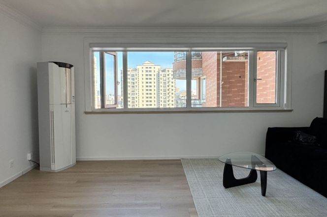 Spacious&Modern&Bright 3Br + Balcony | Xujiahui CBD | Shanghai Stadium Mt