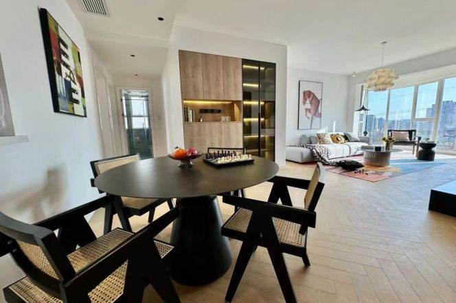 modern 3brs floor heating modern furniture in Hong qiao line 2 Su zhou river 