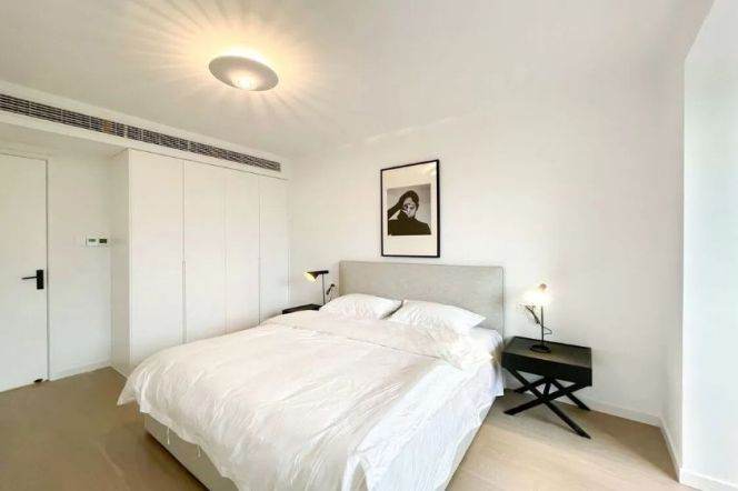 Floor Heating 2Br w. Central AC furnished