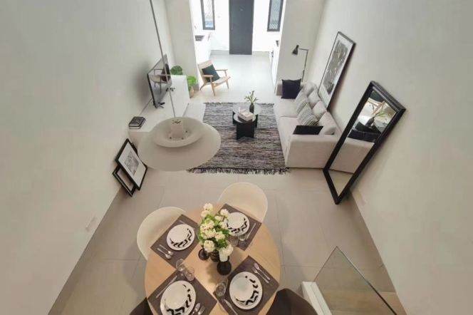 modern 3brs lane house nice yard and terrace near line 9 and 12 and Tianzifang 