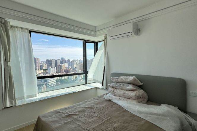Great sunshine 2Br + Balcony +Elevator | New renovation | Hongqiao rd & Xujiahui CBD