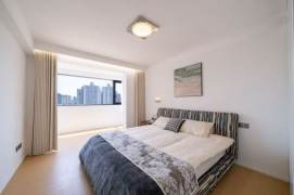 Jiaotong university high floor 3brs/2lr/2ba apt with balcony;L3/4