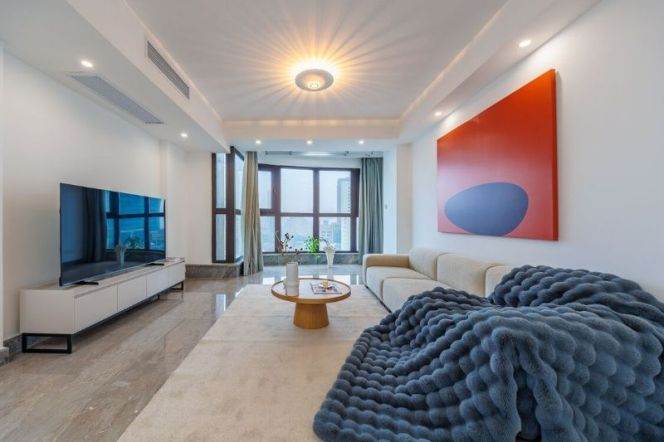 modern big 3brs modern furniture beside IAPM line 1,10,12 super good location 