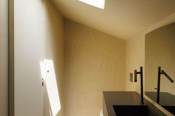 1Patio&1Balcony, 2Br 2Ba 110Sqm, West nanjing rd., L2/12/13