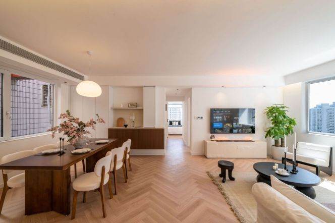 Modern 3brs with floor heating and balcony beside famous Tianzifang 