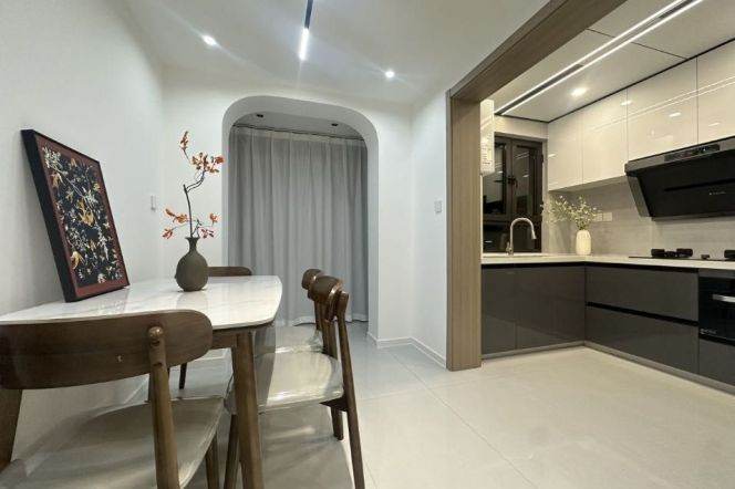 Elevator 3Brs apt L15 GuBei area