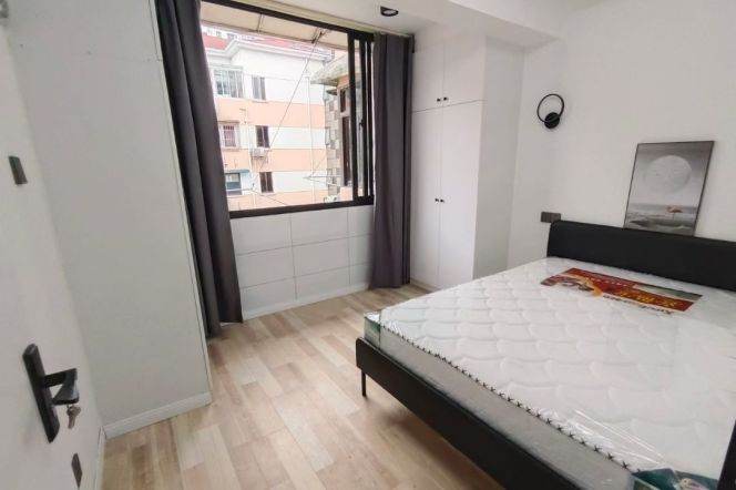 zhongshan park 2BR/big living room@L2/3/4