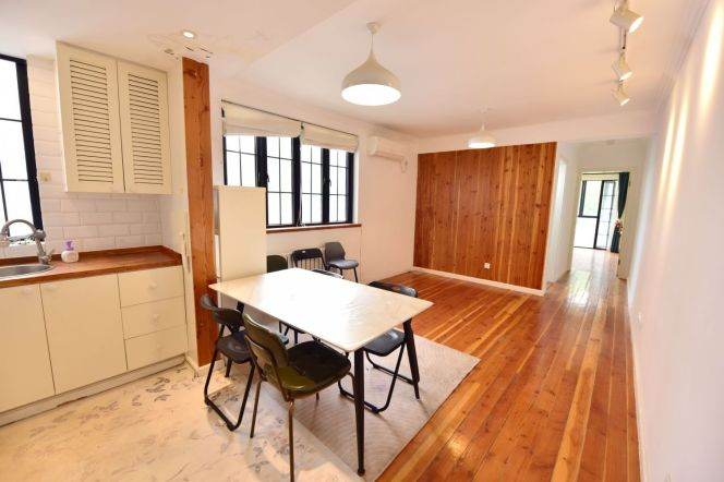 Valuable Hengshan/Gao'an Rd 2BR with Wallheating/Oven 13.5K 