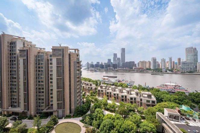 modern big 2brs floor heating open balcony nice river view beside Huang pu river 