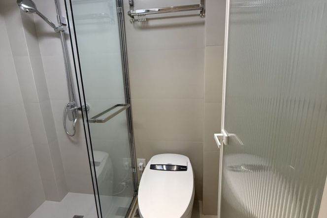 jiangsu rd station one bedroom