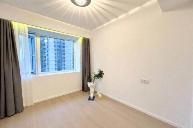 Open balcony 3Brs& 2Bts Apt+Floor Heating+central AC+Dishwasher@Jiangsu Rd