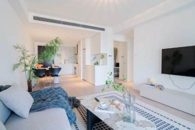 modern 2brs floor heating modern furniture open balcony in Gubei 16.3K
