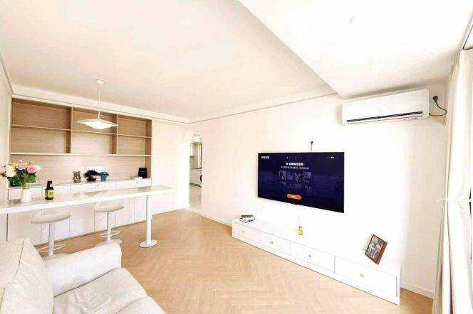 zhenping rd elevator 1BR/big living room@L3/4/7