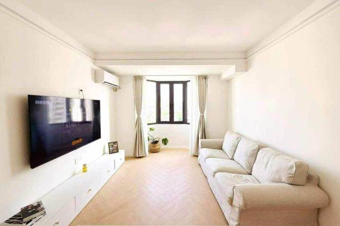 zhenping rd elevator 1BR/big living room@L3/4/7