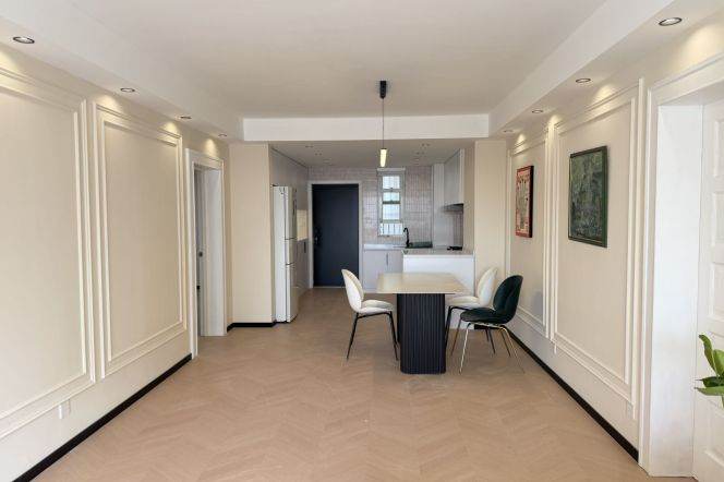 High-rise 2br/2bt Flat close to Jiashan Road metro