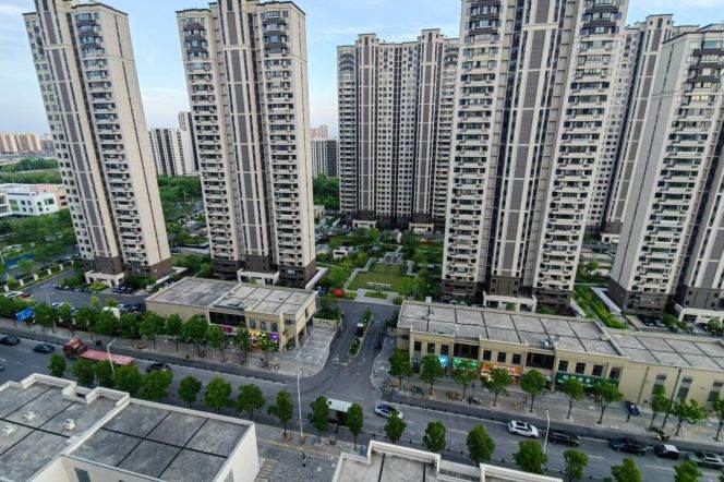 Good price 3 br next NYU shanghai, easy to L 8 LingZhaoXinCun St. + L 6/8/11