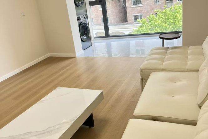 Nice new 3br,2bth,CA,floor heating,close to Laowaijie,Line 10