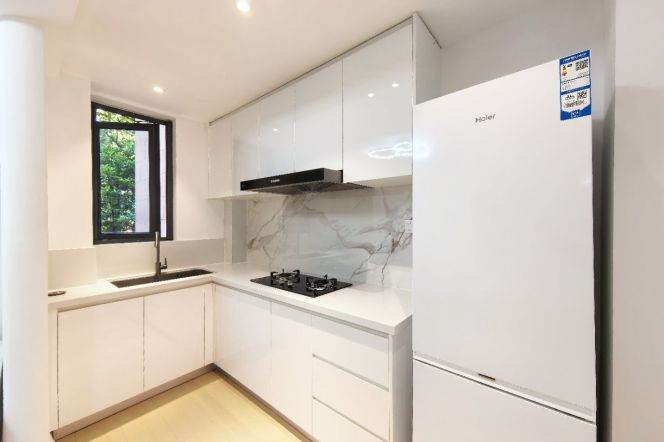 Tasty 3br apt with modern style,close to Songhong station,Line 2