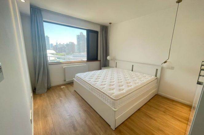 Furnished 1Br w. big Balcony Wall heating@Shaoxing Park 