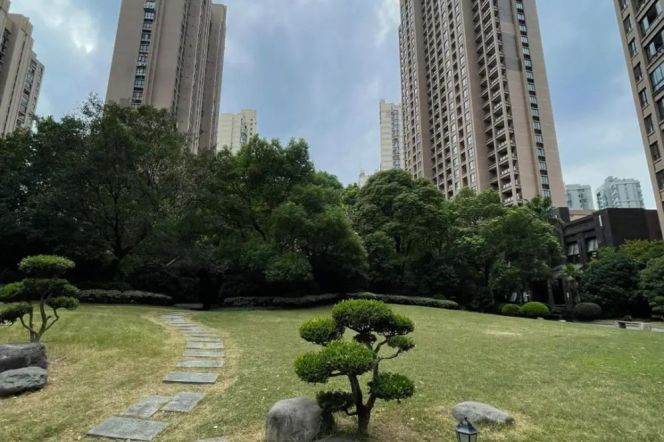 Modern 3brs with floor heating  nearby Xintiandi 