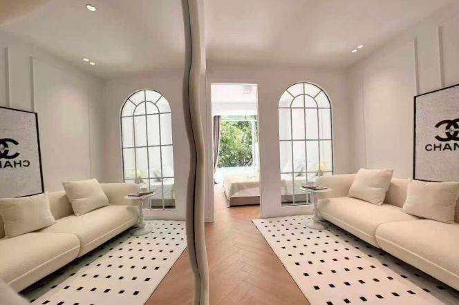 Modern 1Br/2Lr/1Bt+Lovely Patio Close to L10/11 Jiaotong University Metro Station 