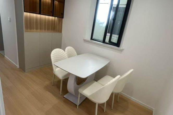 Cozy 2br near Jiangsu Rd L2/11