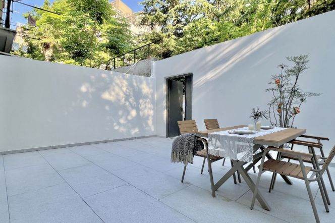 Cozy 1Br w. Yard&big Closet W. Nanjing Rd Station