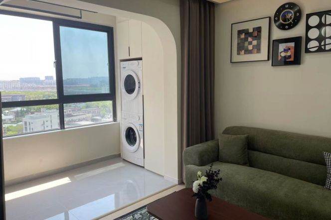 Brand new cozy 1br apt,new compound, Line 15