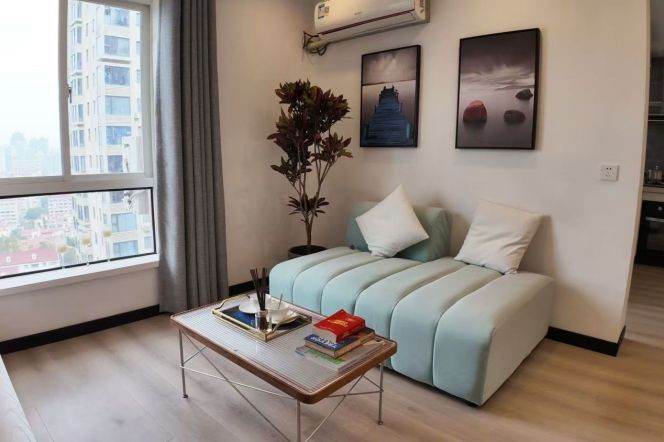 Elevator 1Br/1Lr/1Bt apt nr Jiangsu rd,M2/7/11/14