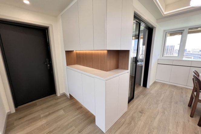 Brand new Quality 2br apt,CA,floor heating,close to Korean Town,Metro Line 9