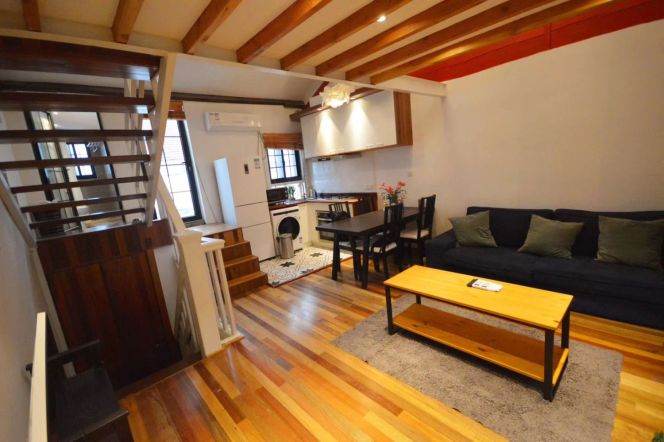 Valuable Huaihai/Maoming Rd 2BR with Terrace/Wallheating/Oven 10.5K 