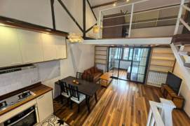 High ceiling 2Brs/1Lr/1Bt apt nr South shanxi rd,M1/10/12