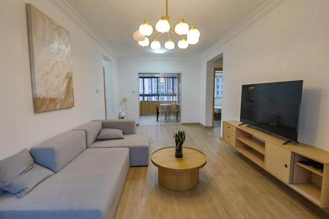 Good price 3 br next NYU shanghai, easy to L 8 LingZhaoXinCun St. + L 6/8/11