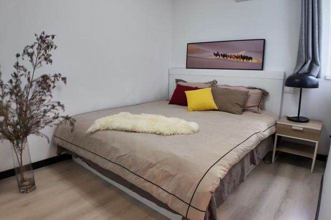Elevator 1Br/1Lr/1Bt apt nr Jiangsu rd,M2/7/11/14